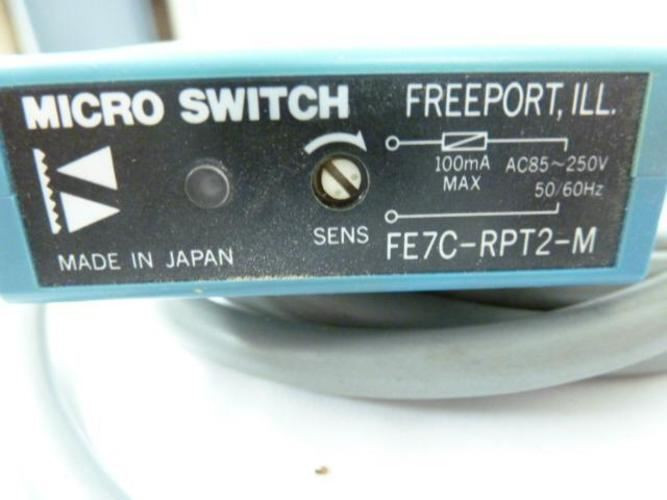 Microswitch FE7C-RPT2-M; Photoelectric Sensor; 50/60 Hz