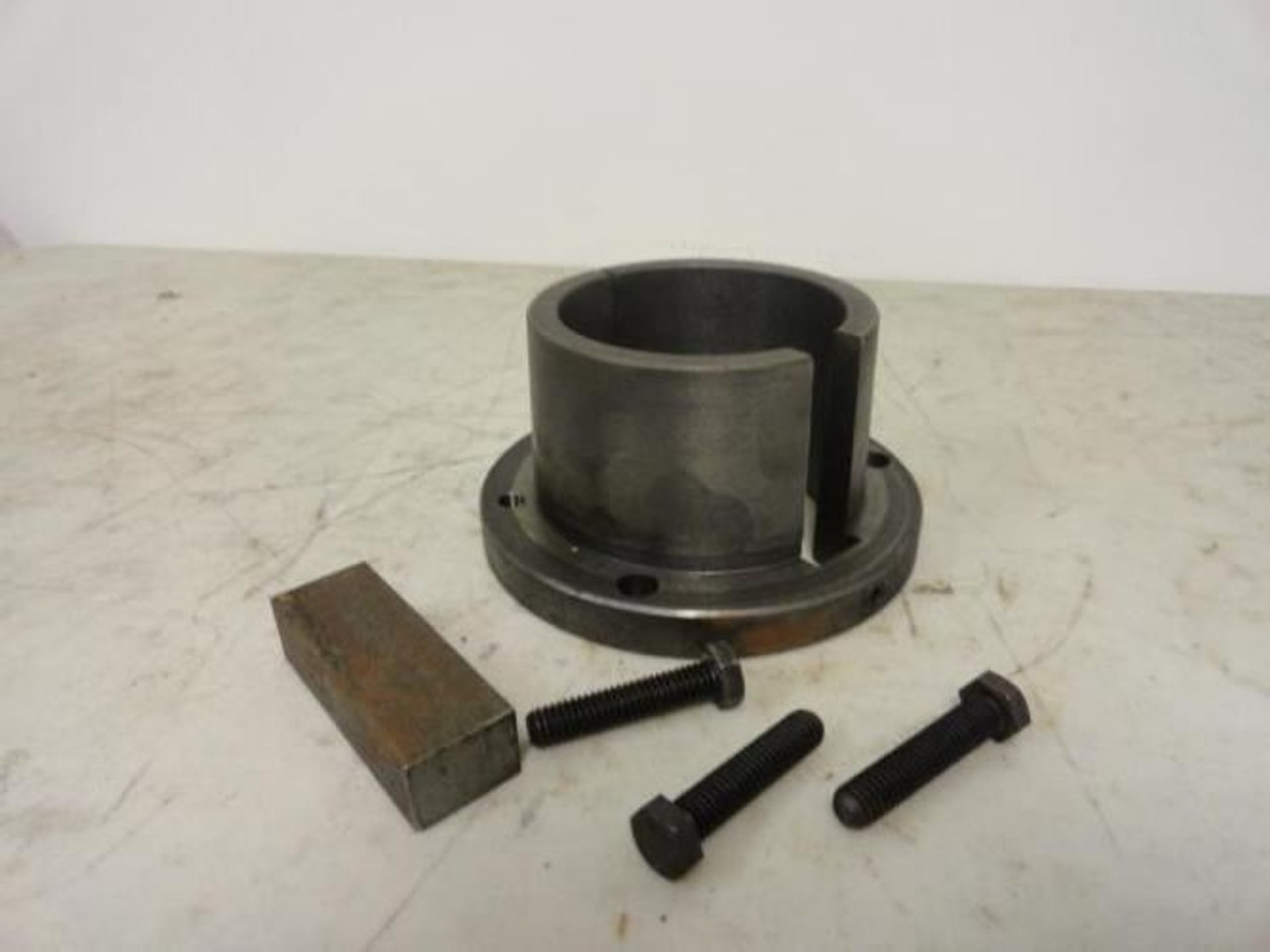 Browning R1 3 3/16; Split Taper Bushing; 3-3/16"ID Browning R1 3 3/16; Split Taper Bushing; 3-3/16"ID
