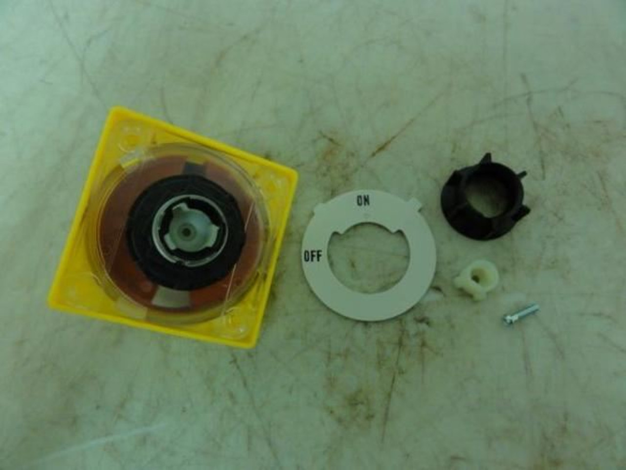 Mennekes ST2A-RH; Handle Assembly