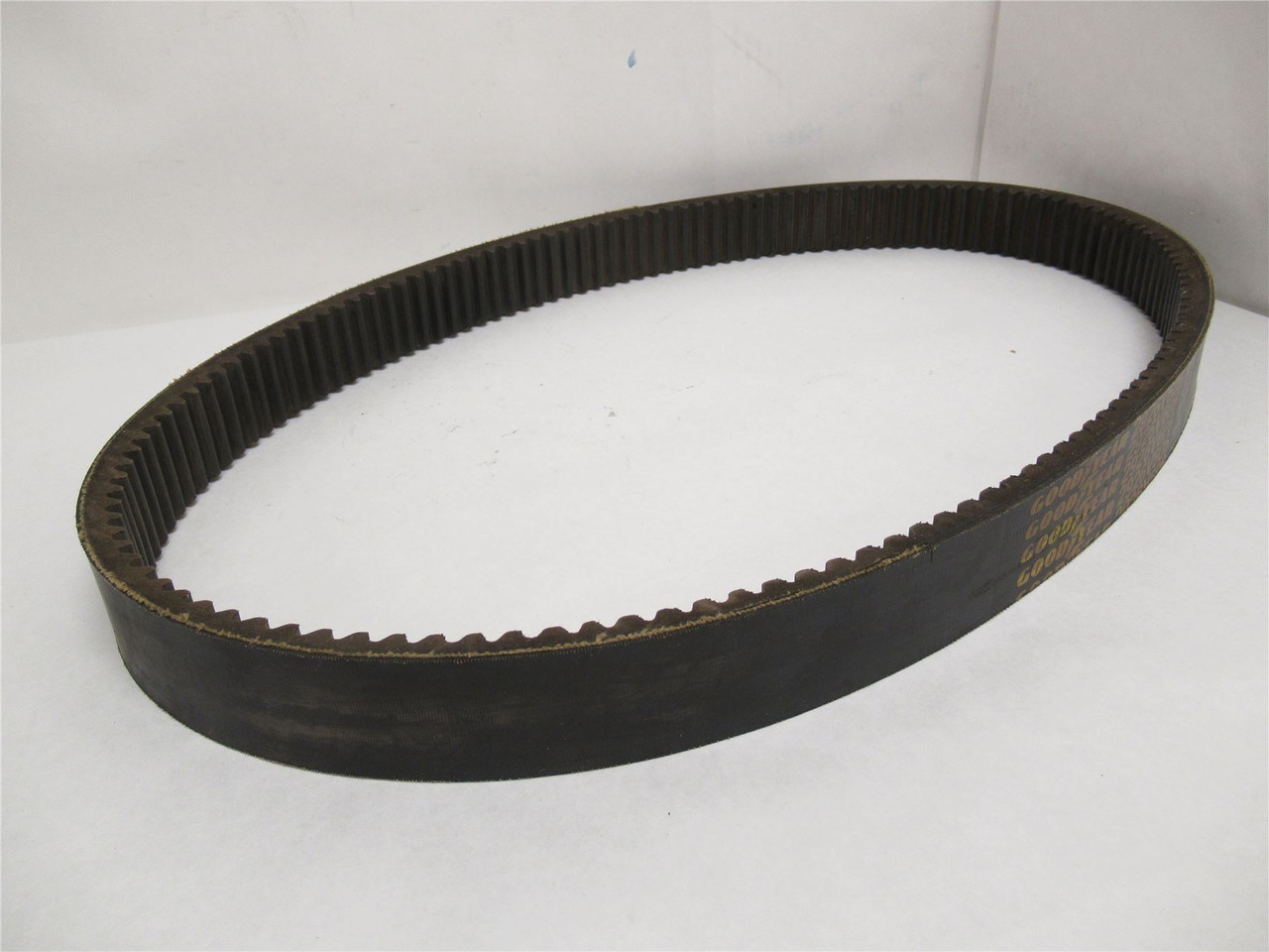Goodyear 2926V606; Variable Speed Belt; 60.6" Long; 1-13/16" W