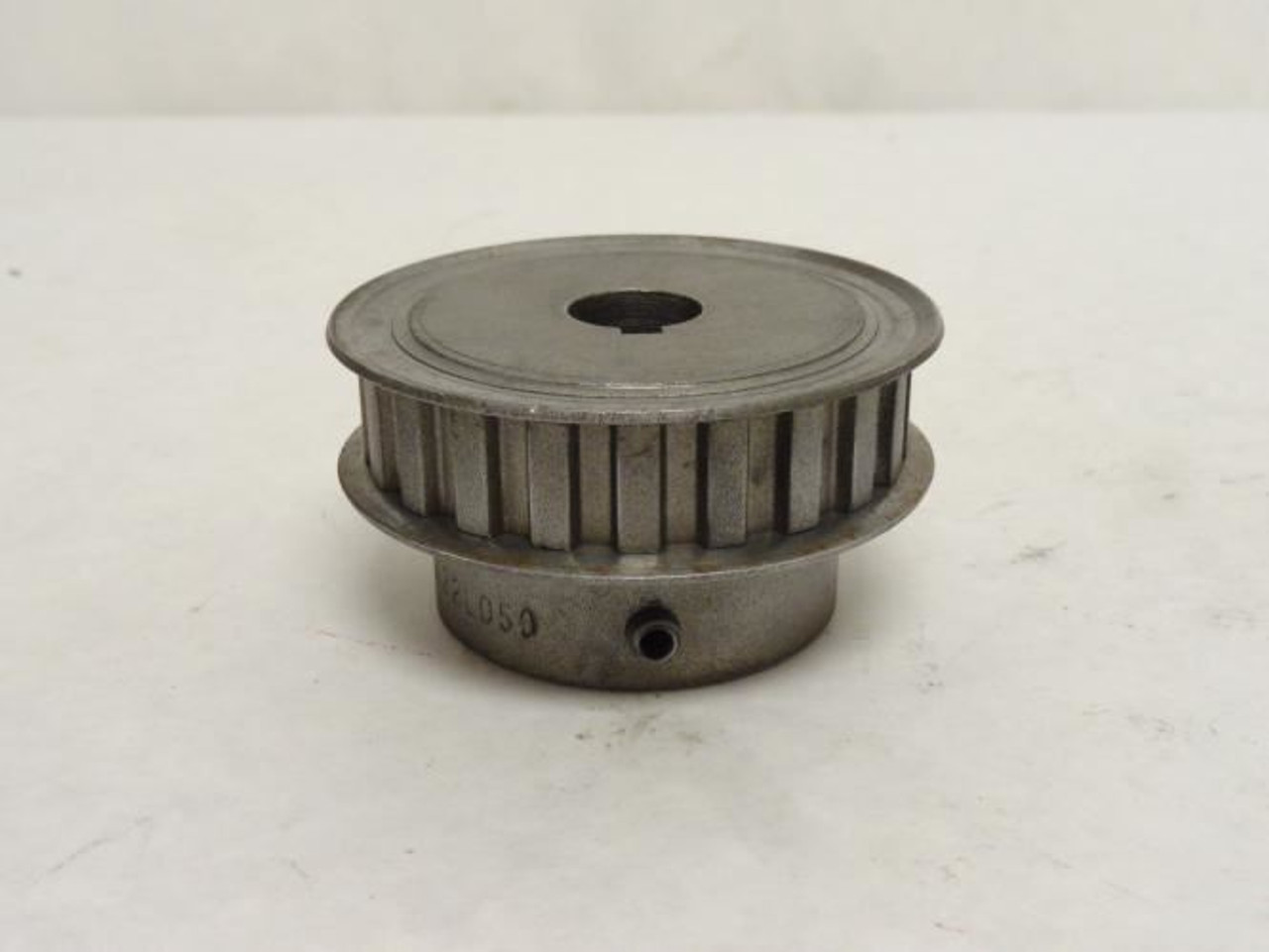 Martin 22L050-5/8; Timing Pulley; 5/8"ID 22T 1/2"Wide 2.6"OD Martin 22L050-5/8; Timing Pulley; 5/8"ID 22T 1/2"Wide 2.6"OD