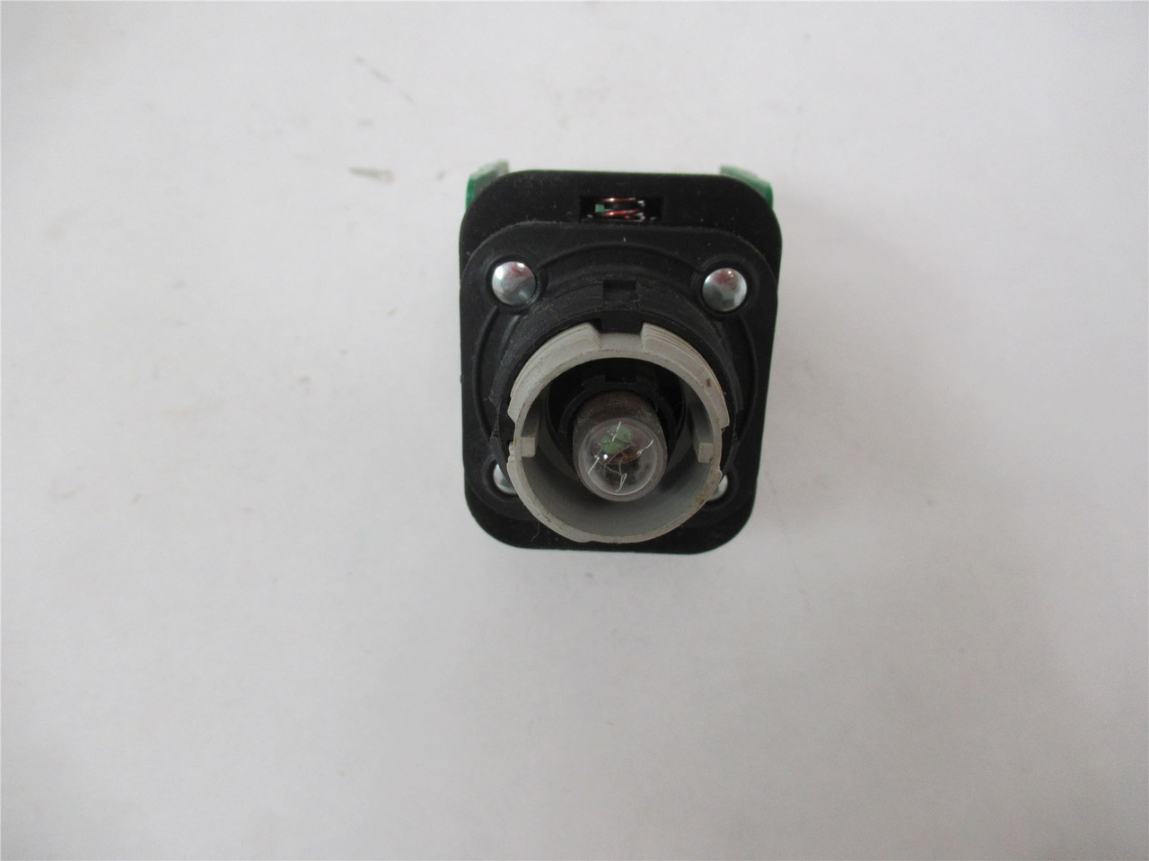 Allen-Bradley 800H-FRXMQ10RAP; Pushbutton Switch 120VAC