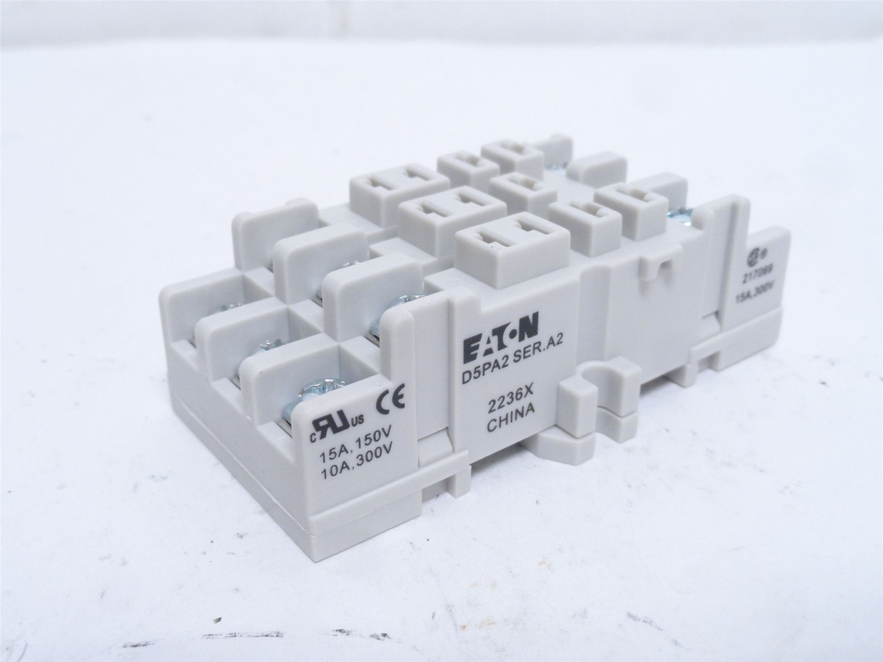 Eaton D5PA2; Relay Socket; 11-Pin; 15A; 300VAC