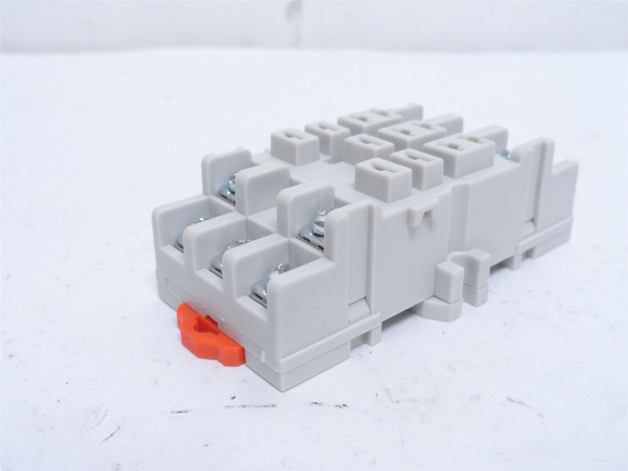 Eaton D5PA2; Relay Socket; 11-Pin; 15A; 300VAC