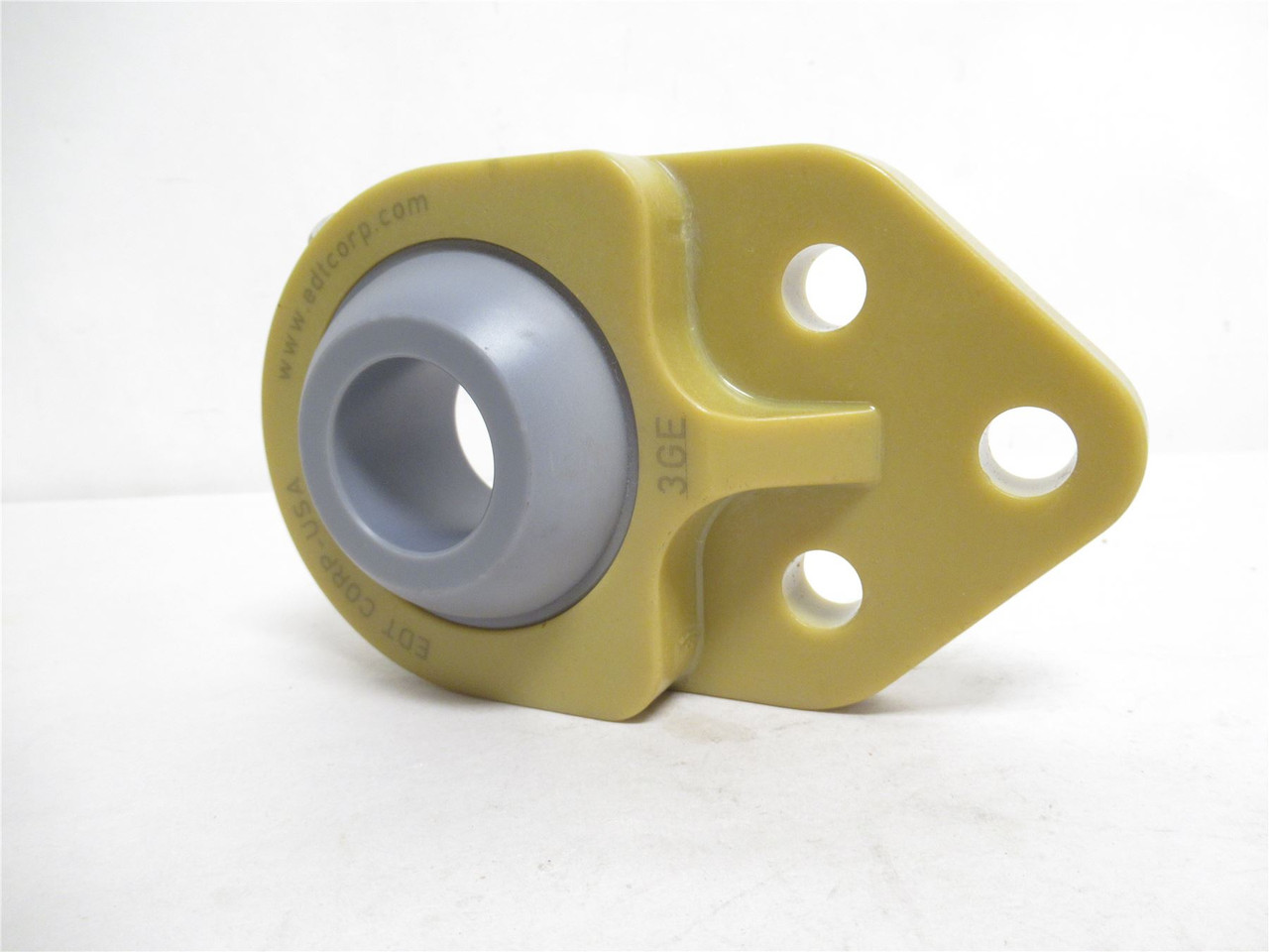 EDT NA3GB7-1-1/4-LC; Poly Flange Bearing; 1-1/4"ID; 3-Bolt EDT NA3GB7-1-1/4-LC; Poly Flange Bearing; 1-1/4"ID; 3-Bolt