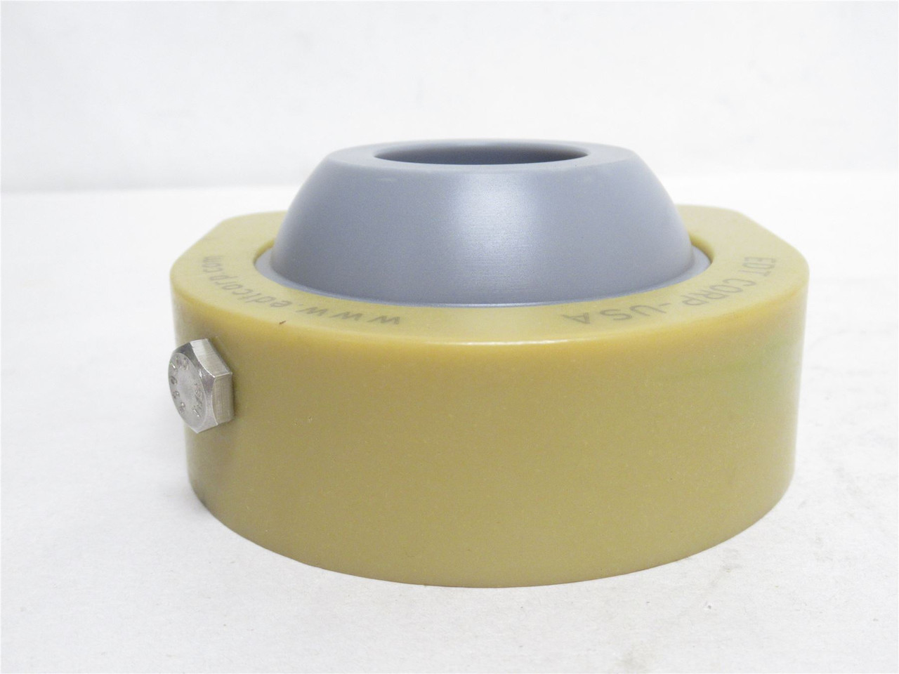 EDT NA3GB7-1-1/4-LC; Poly Flange Bearing; 1-1/4"ID; 3-Bolt EDT NA3GB7-1-1/4-LC; Poly Flange Bearing; 1-1/4"ID; 3-Bolt
