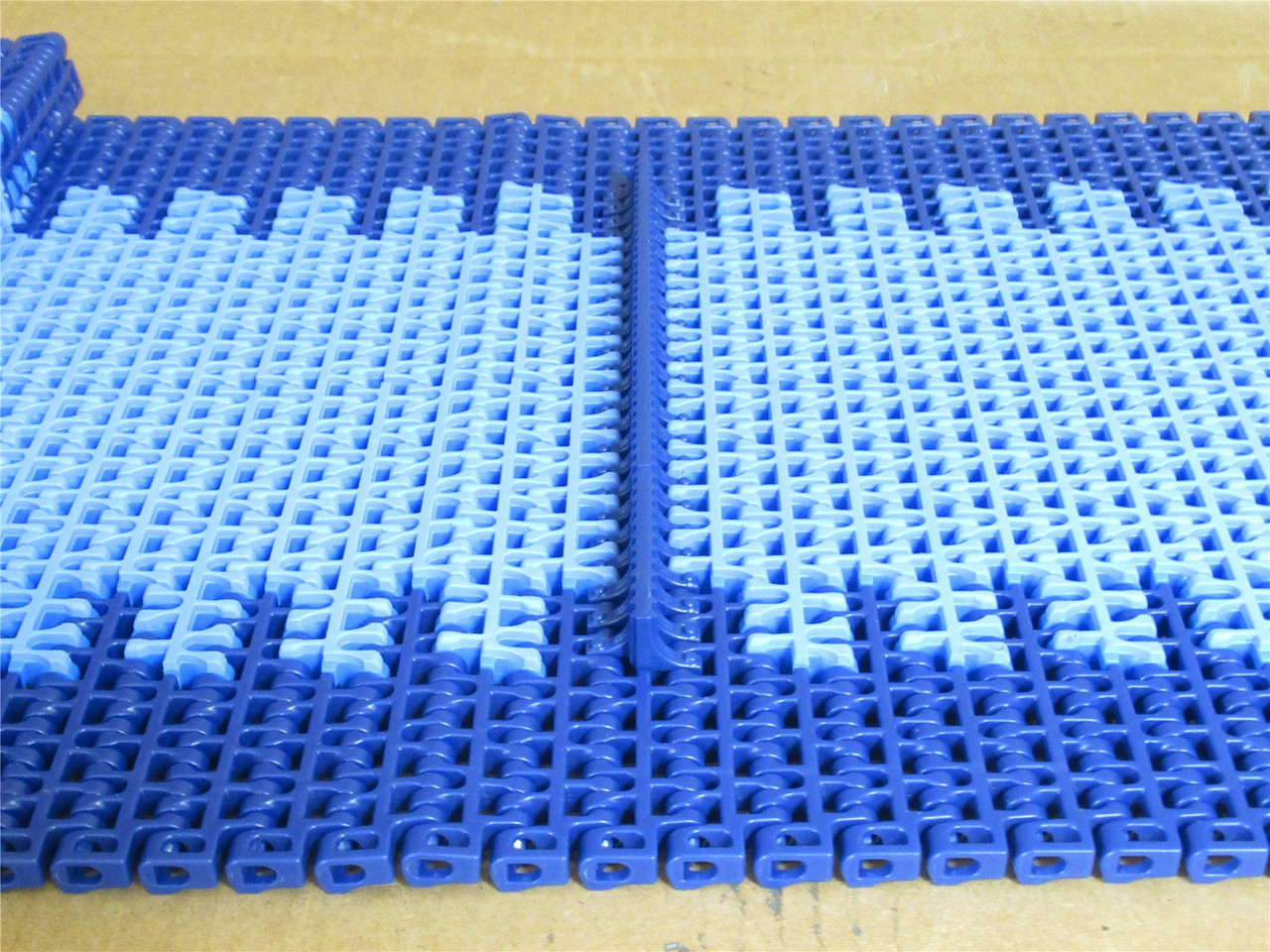 Intralox S11014627; Flighted Conveyor Belt 12" Wide x 10' Long