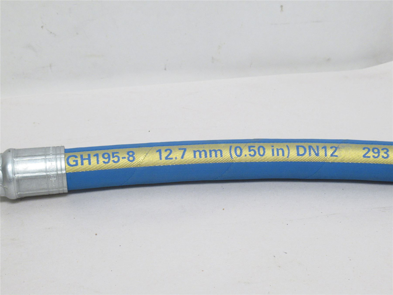 Eaton GH1958758R6824; Hose 24" Long; 1/2 90Deg BOSS x 1/2 Tube Eaton GH1958758R6824; Hose 24" Long; 1/2 90Deg BOSS x 1/2 Tube