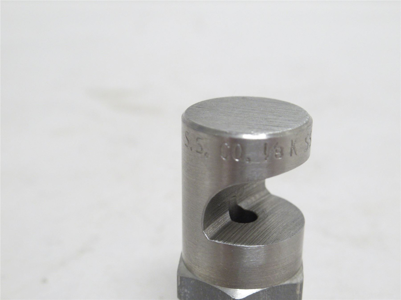 Spraying Systems 1/8KSS15; FloodJet Spray Nozzle; SS; 1/8NPT