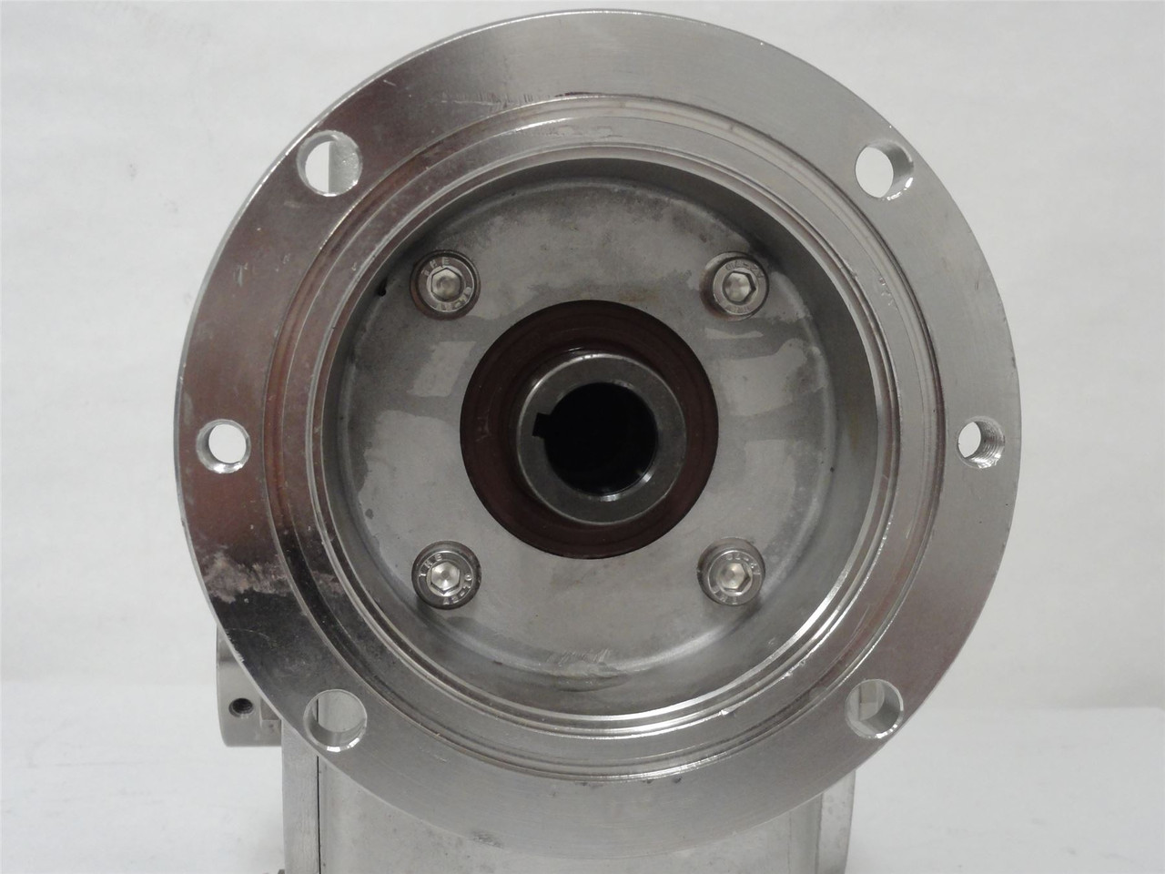 Sterling Elec S2262HQ05014141; Gearbox Ratio 50:1 7/8"ID Input Sterling Elec S2262HQ05014141; Gearbox Ratio 50:1 7/8"ID Input