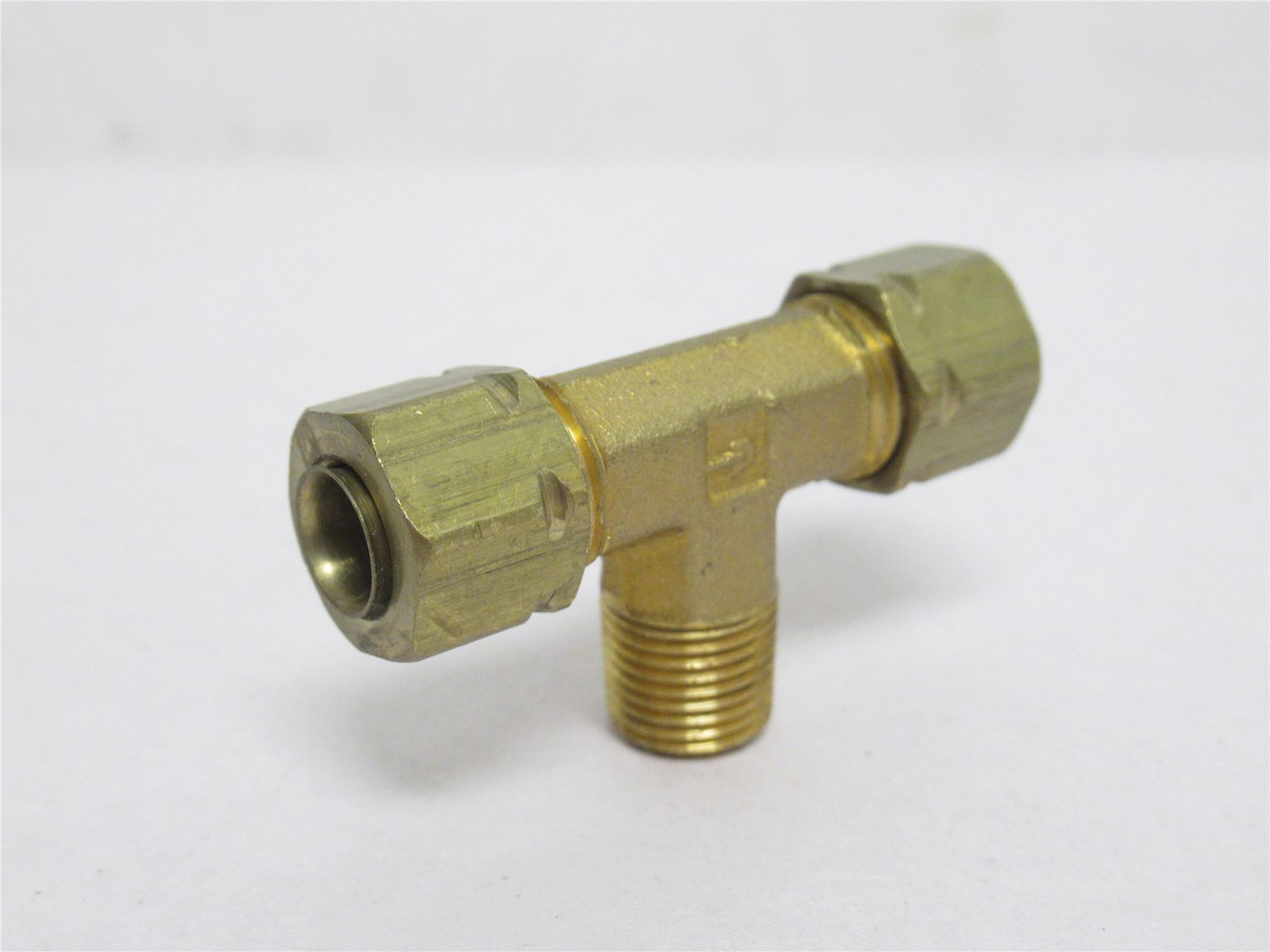 Parker 8MBT8N; Compression Male Branch Tee 1/8NPT x 1/8" Tube