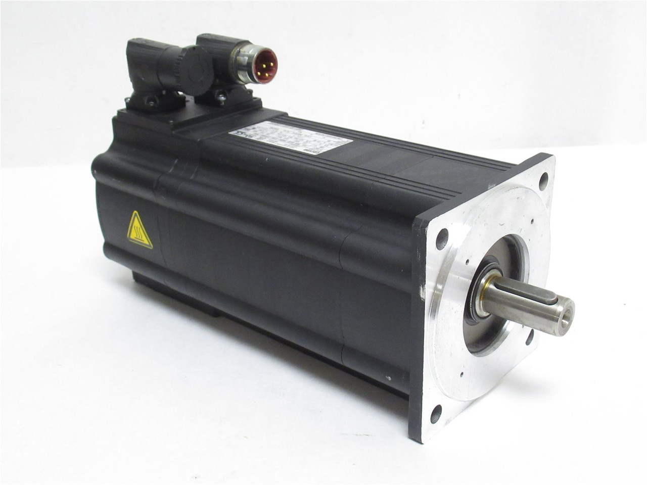 Lenze MCS-12L20-RS0B0-B19N-ST6S00N-R0SU; Servo Motor; 3.76HP