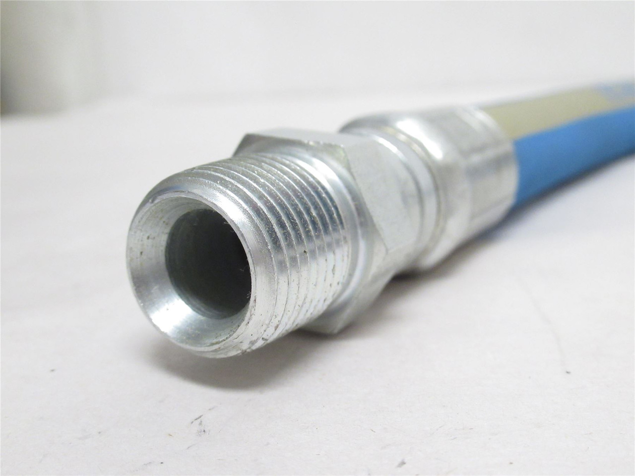 Eaton GH1958J08R6836; Hose; 36" Long; 1/2 90Deg BOSS x 1/2NPT Eaton GH1958J08R6836; Hose; 36" Long; 1/2 90Deg BOSS x 1/2NPT