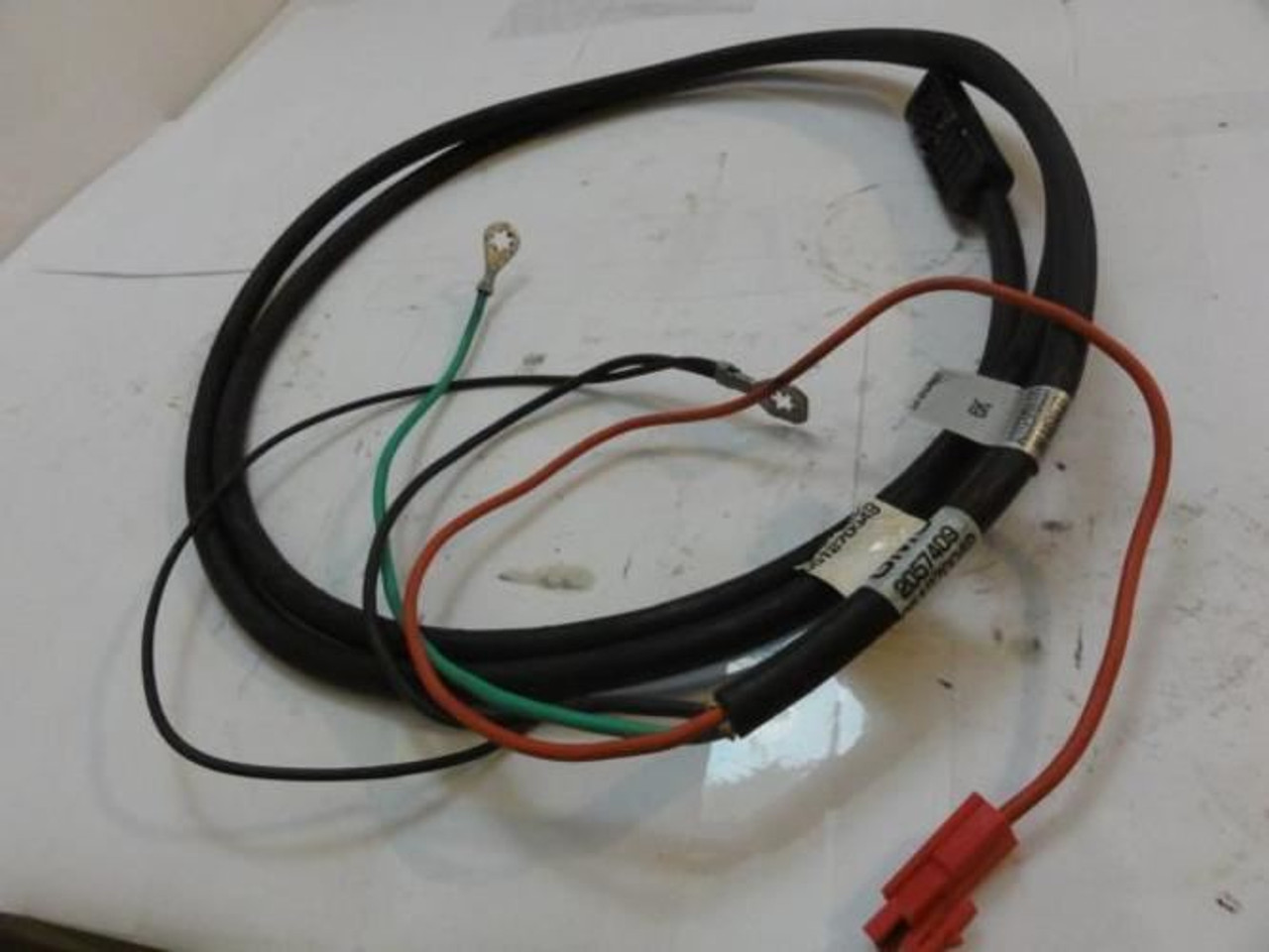 GM 4027409; Rear Axle Shifter Control Harness GM 4027409; Rear Axle Shifter Control Harness