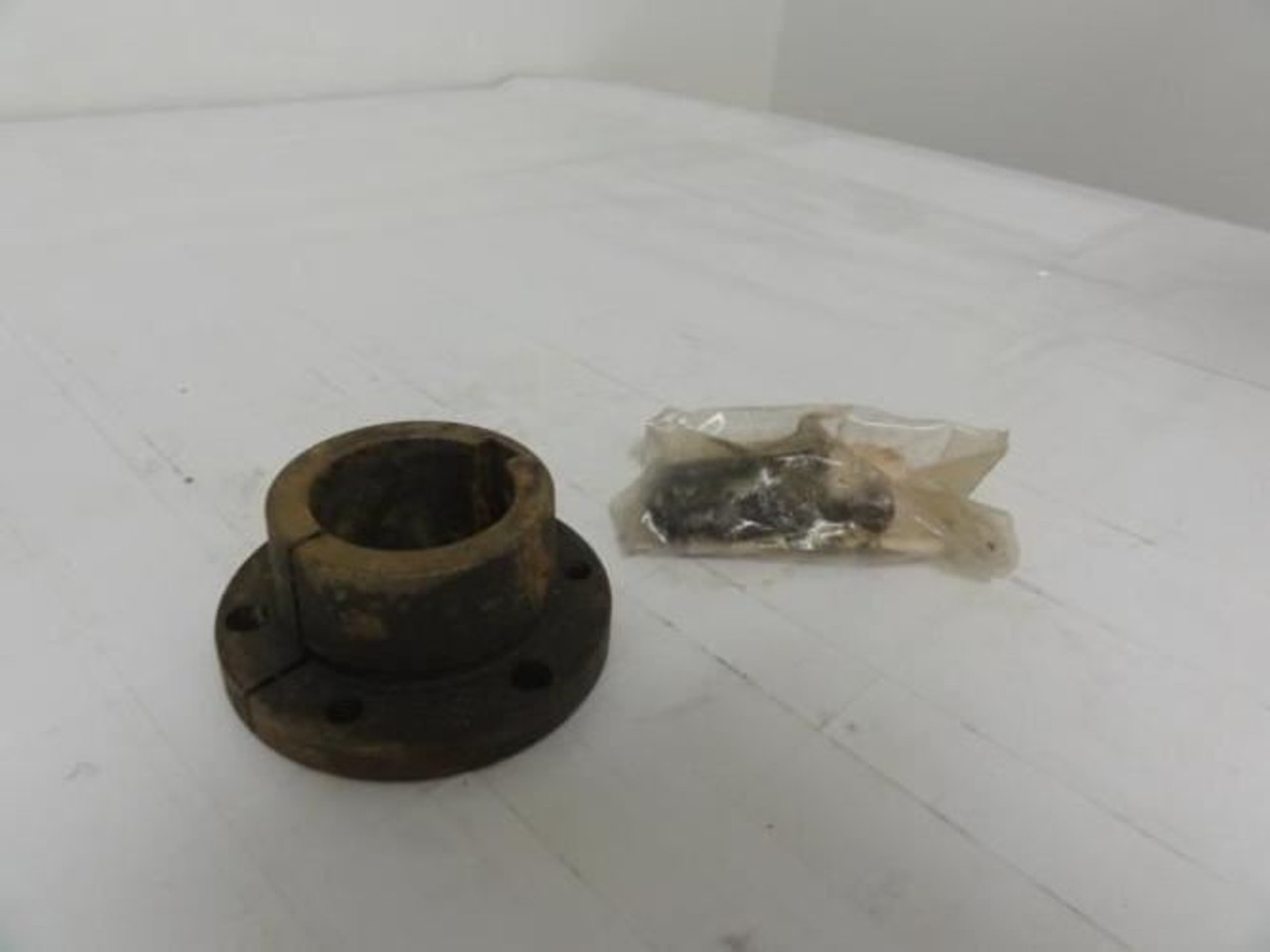 Wood's SH1-5/16; Bushing 1-5/16'' Bore Wood's SH1-5/16; Bushing 1-5/16'' Bore