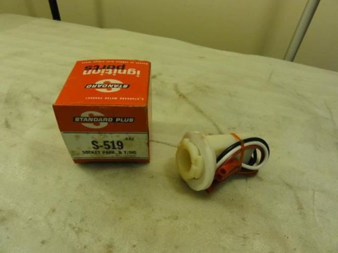 Standard S-519; Parking Light Socket