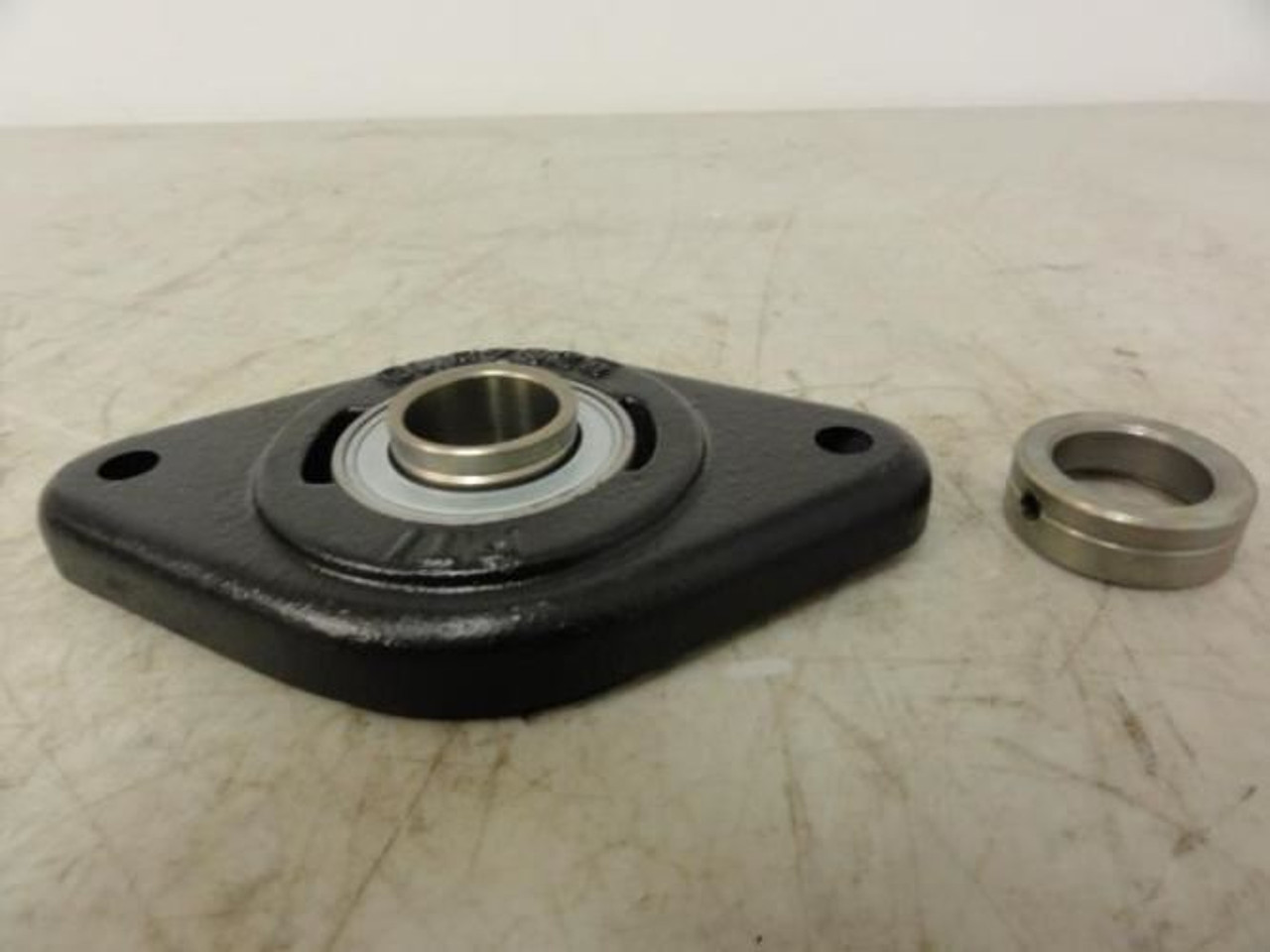 PTI Corp OWFZS205X25MM; Flange Bearing 2 Bolt 25mm ID PTI Corp OWFZS205X25MM; Flange Bearing 2 Bolt 25mm ID