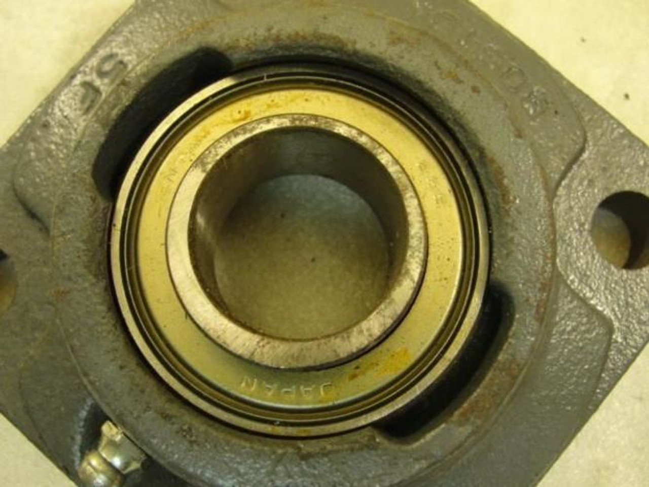 Boston 598036; Bearing 4 Bolt Flange; 1'' Bore Boston 598036; Bearing 4 Bolt Flange; 1'' Bore