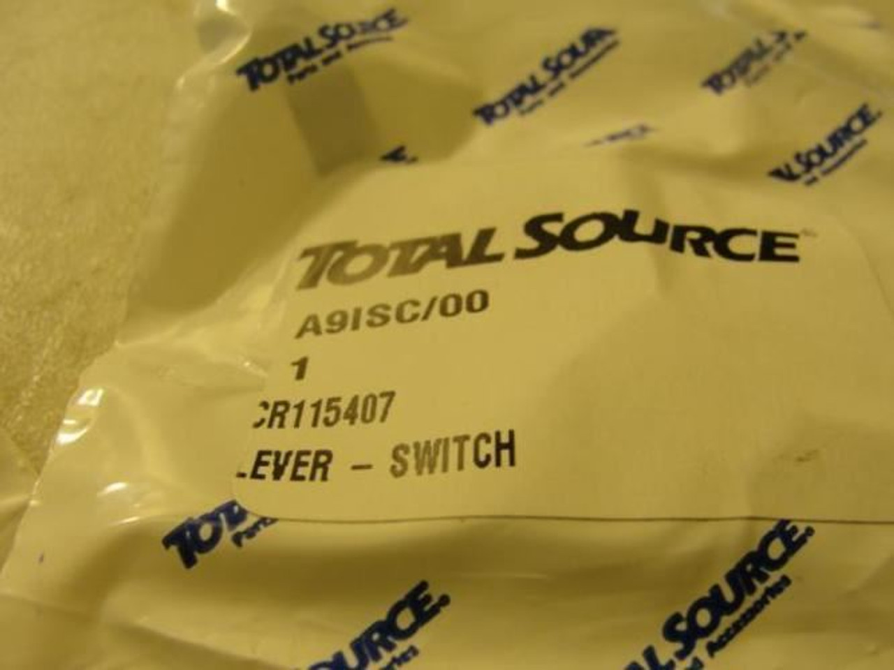 Crown 115407; LOT-3 Lever Switch