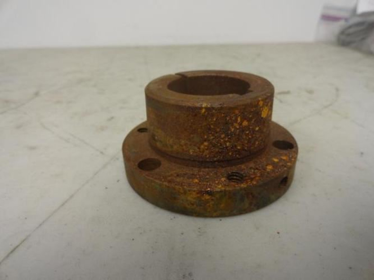 Browning SH 1 3/16; Split Taper Bushing; 1-3/16" Surface Rust Browning SH 1 3/16; Split Taper Bushing; 1-3/16" Surface Rust