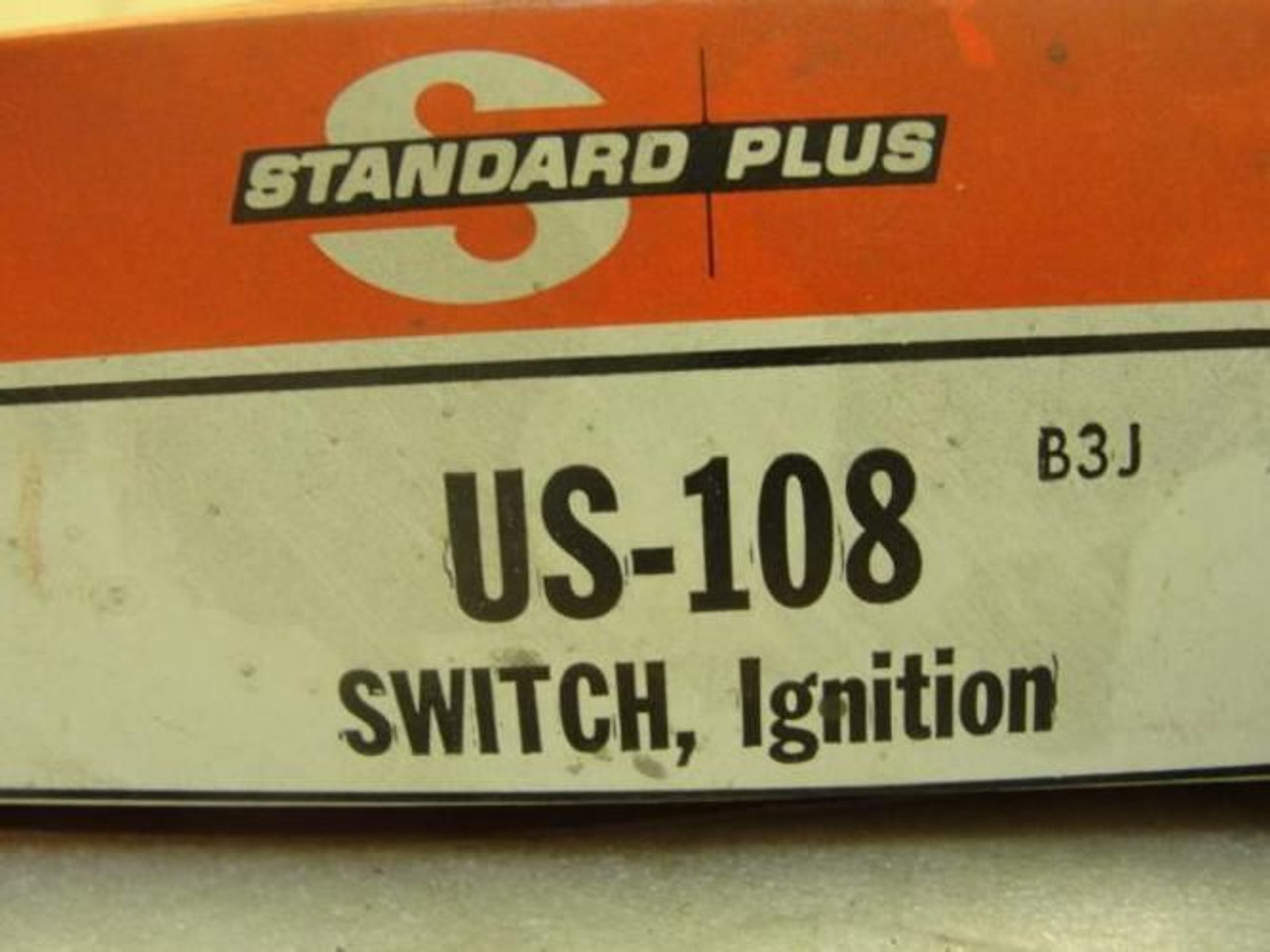 Standard US-180; Ignition Switch