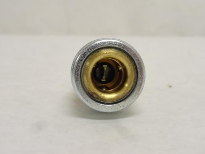 Foster Mfg 3703W; Manual Connect Fitting; One Way; Size: 3/8"