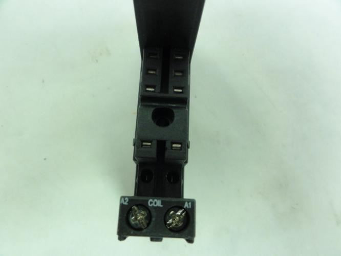 Schrack RT78626; Relay Socket; 12A; 300V; 8 Position
