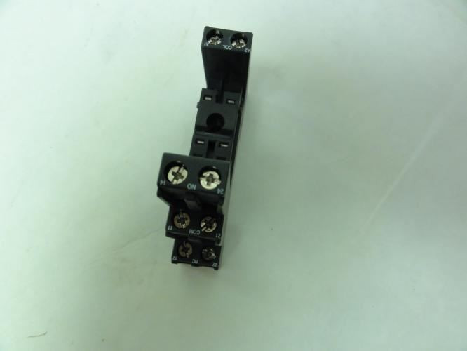 Schrack RT78626; Relay Socket; 12A; 300V; 8 Position