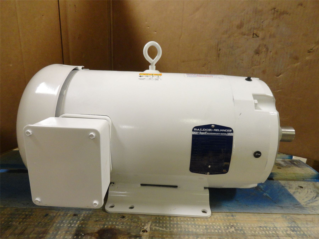 Baldor CEWDM3713T; AC Motor; 15HP; 230/460V; 3500RPM; 3PH Baldor CEWDM3713T; AC Motor; 15HP; 230/460V; 3500RPM; 3PH