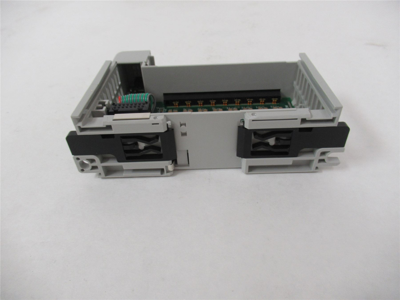 Allen-Bradley 1769-OF8C; Compactlogix 8-Pt Analog Output Modl