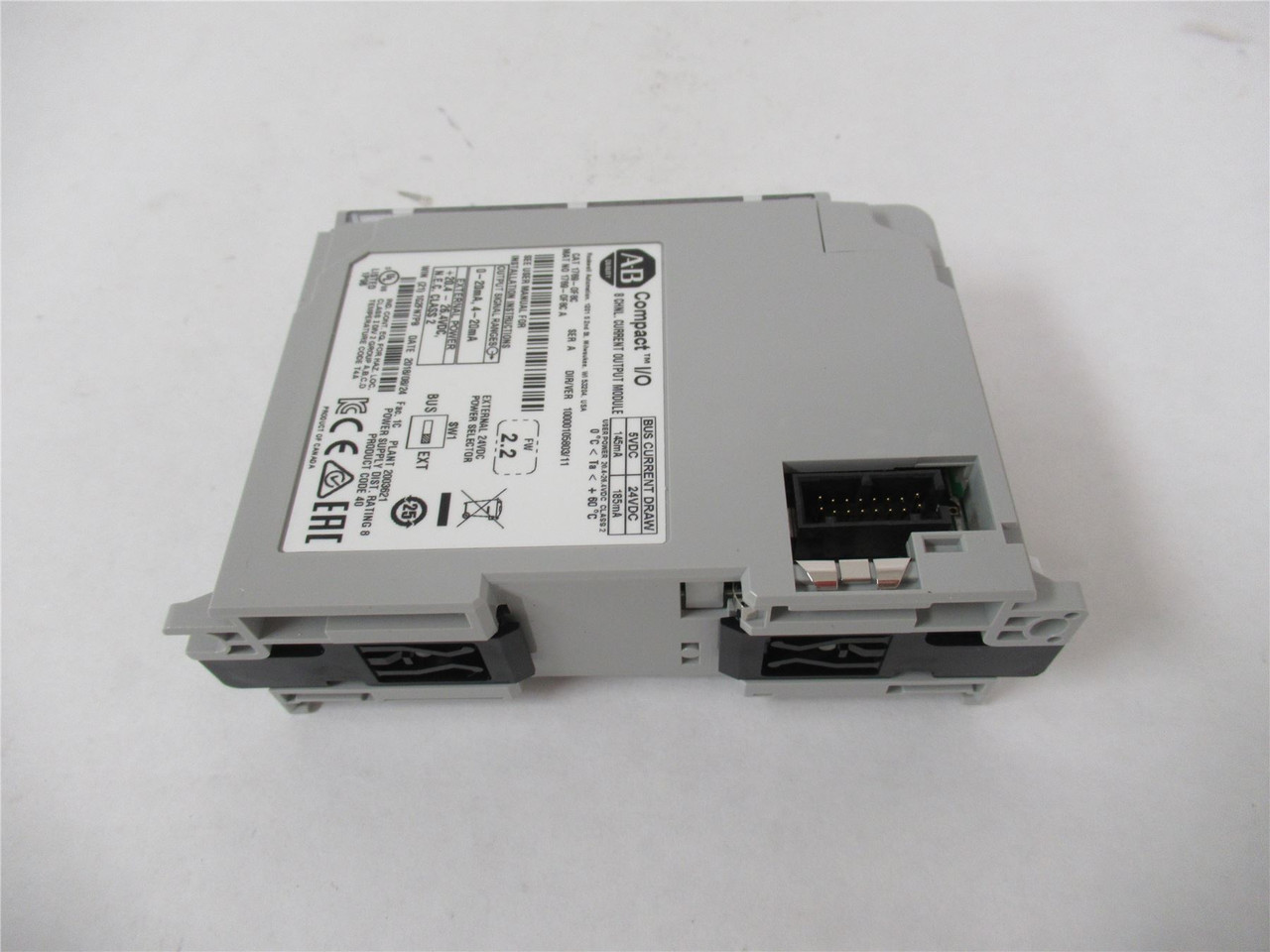 Allen-Bradley 1769-OF8C; Compactlogix 8-Pt Analog Output Modl