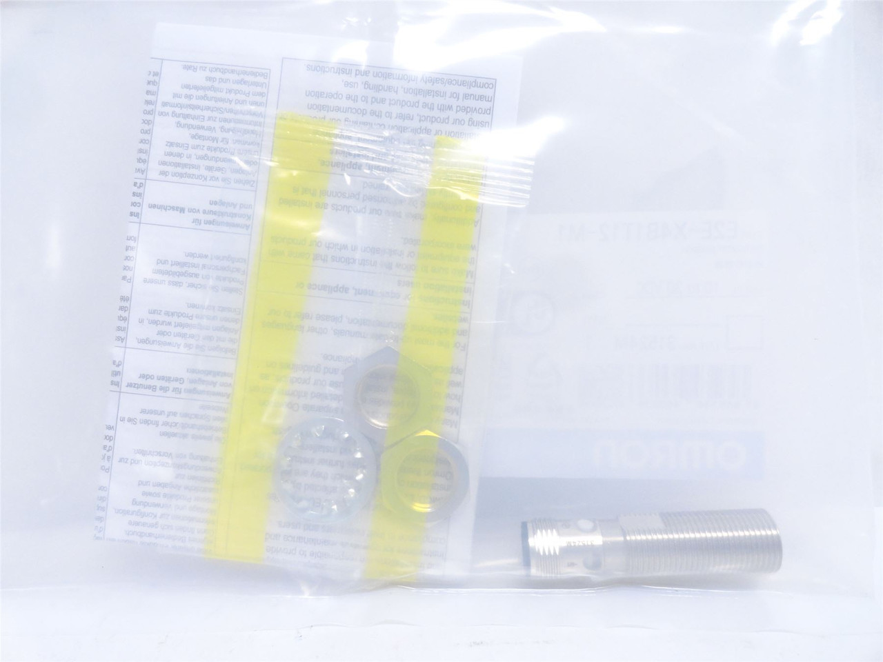 Omron TYPEE2E-X4B1T12-M1; Proximity Sensor; 10-30VDC; 4-Pin Omron TYPEE2E-X4B1T12-M1; Proximity Sensor; 10-30VDC; 4-Pin