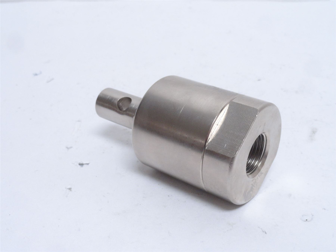 RA Jones 750157000; F/K Pak Coupler; 3/4-16 Female Threads RA Jones 750157000; F/K Pak Coupler; 3/4-16 Female Threads