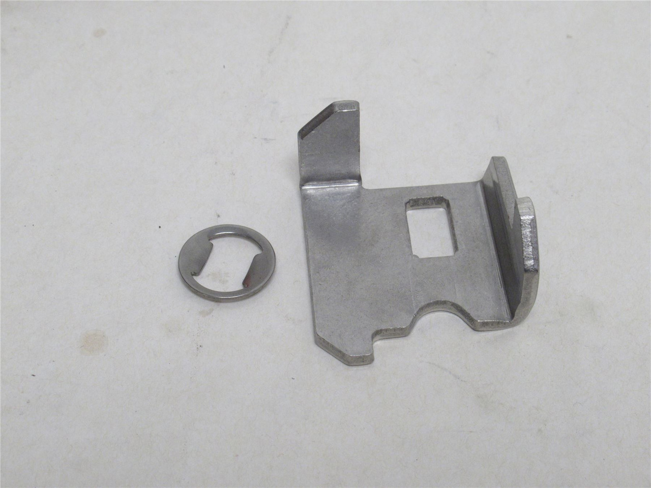 Swagelok SS-51K-65K-OG; Orange Sleeve Oval Handle Kit; SS