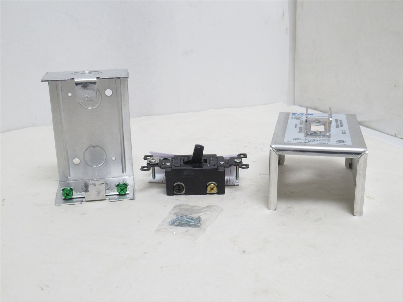 Eaton B230AG; Enclosed Manual Motor Switch 30A 600VAC; 2 Pole