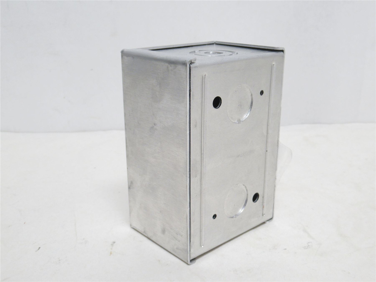 Eaton B230AG; Enclosed Manual Motor Switch 30A 600VAC; 2 Pole