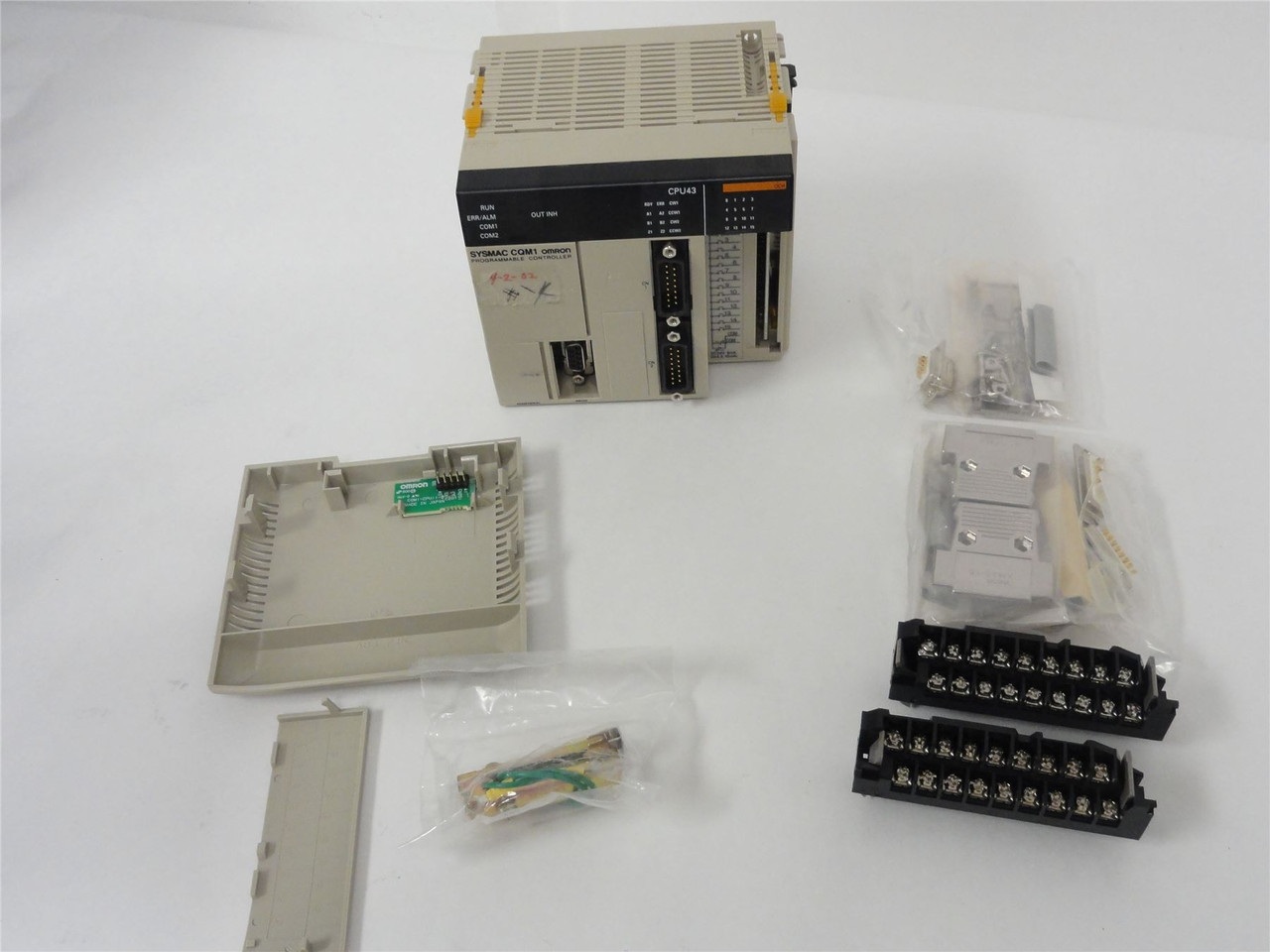 Omron CQM1-CPU43-EV1; CPU Machine Control -W/16 Point Input; 24 VDC