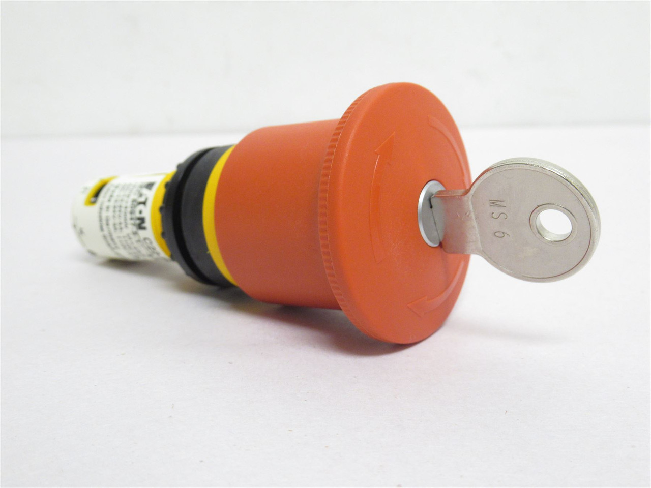 Eaton C22-PVS45P-MS6-K02; E-Stop Push Button; Red; 110/230VAC