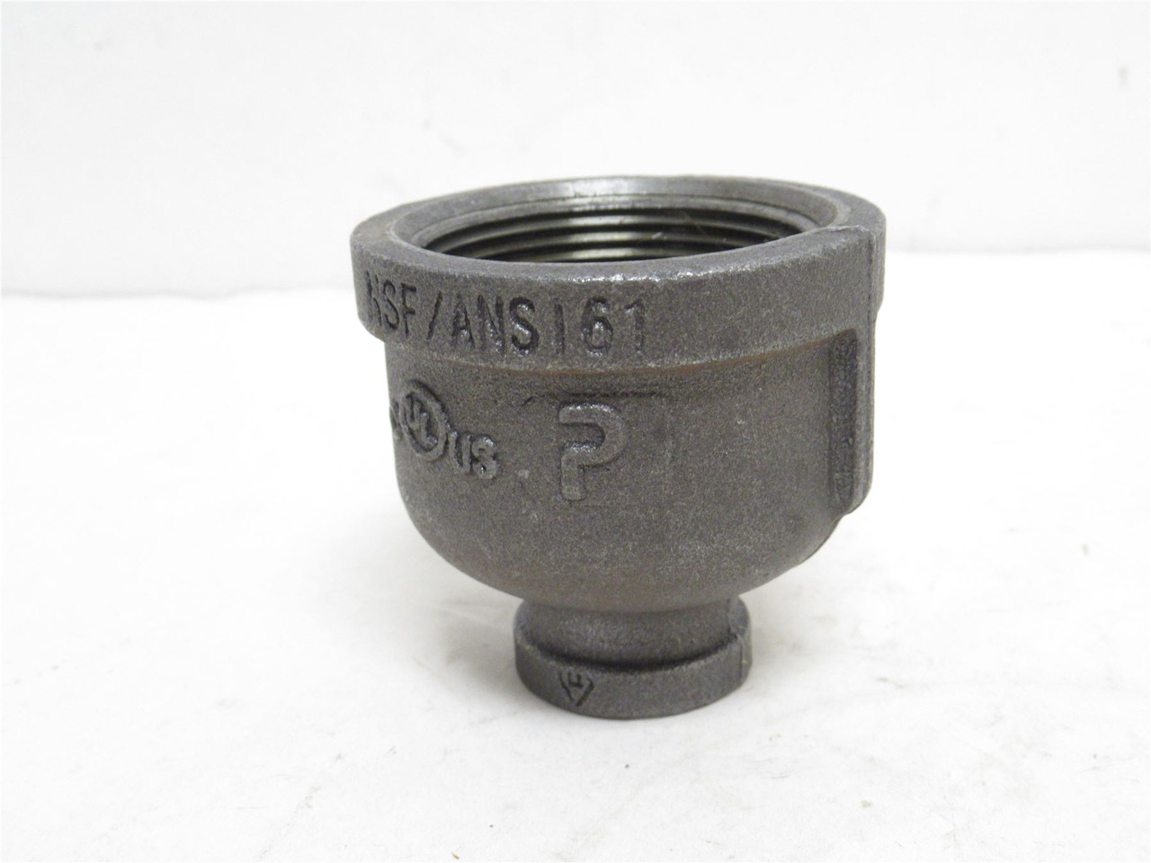 Industry-Std 5P575; Concentric Reducer Coupler; 1-1/2 x 1/2NPT