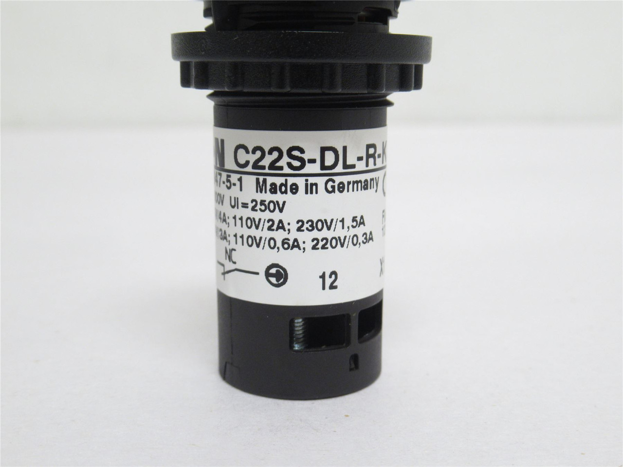 Eaton C22S-DL-R-K01-120; Illuminated Push-Button; 120VAC; Red