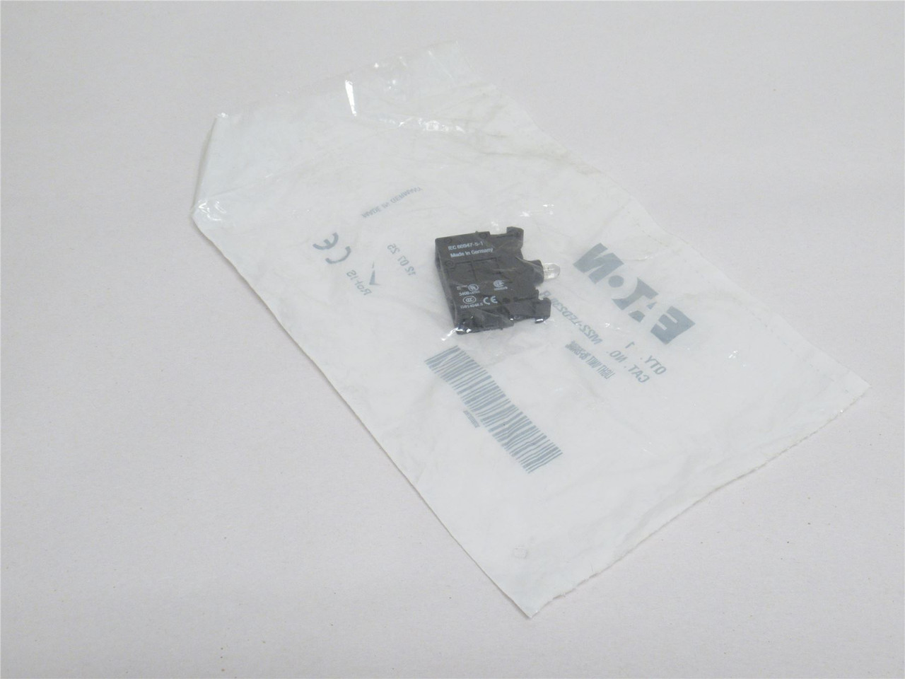 Eaton M22-LED230-R; LED Light Unit; 85-264VAC/VDC