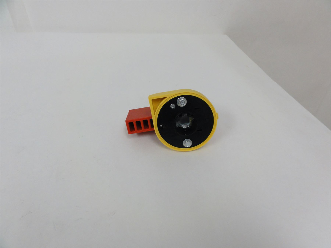 Eaton CPYW6; Rotary Disconnect On/Off Shaft Handle