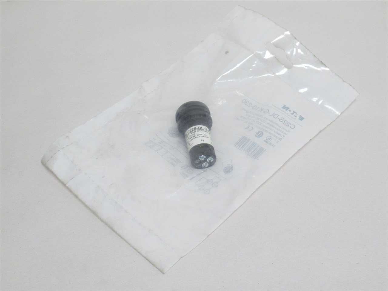 Eaton C22S-DL-G-K10-230; Illuminated Push-Button; Green; 230V