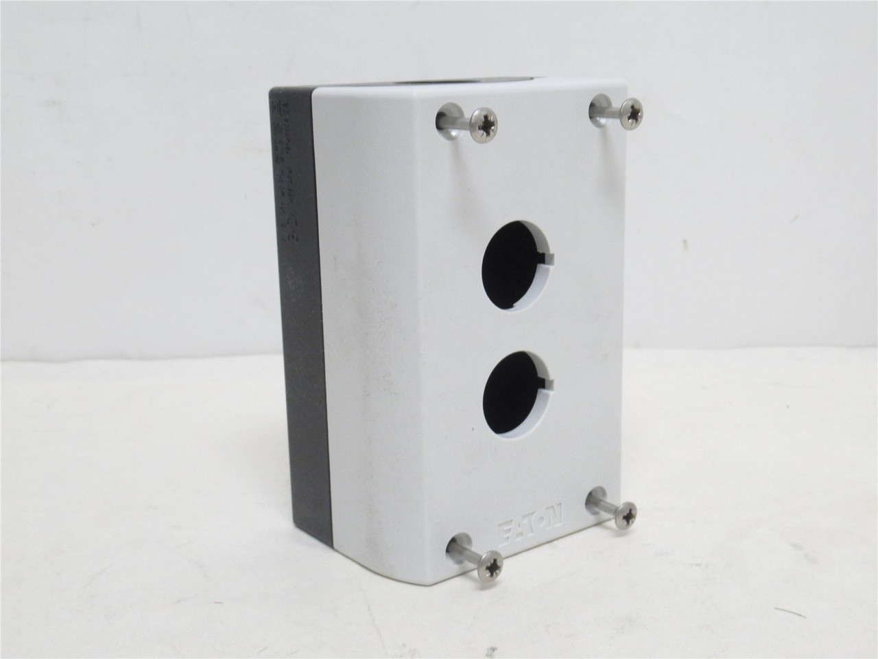 Eaton M22-I2-PG; Surface Mount Push Button Enclosure