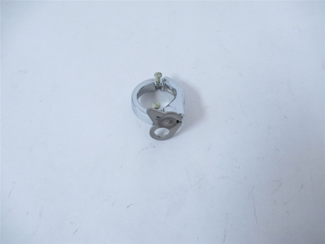 Cutler-Hammer 10250TA2; Padlock Attachment Flush PB