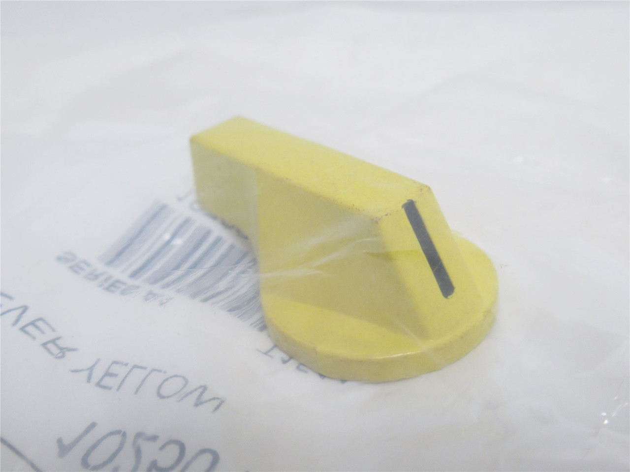 Eaton 10250TLY; Yellow Selector Switch Lever
