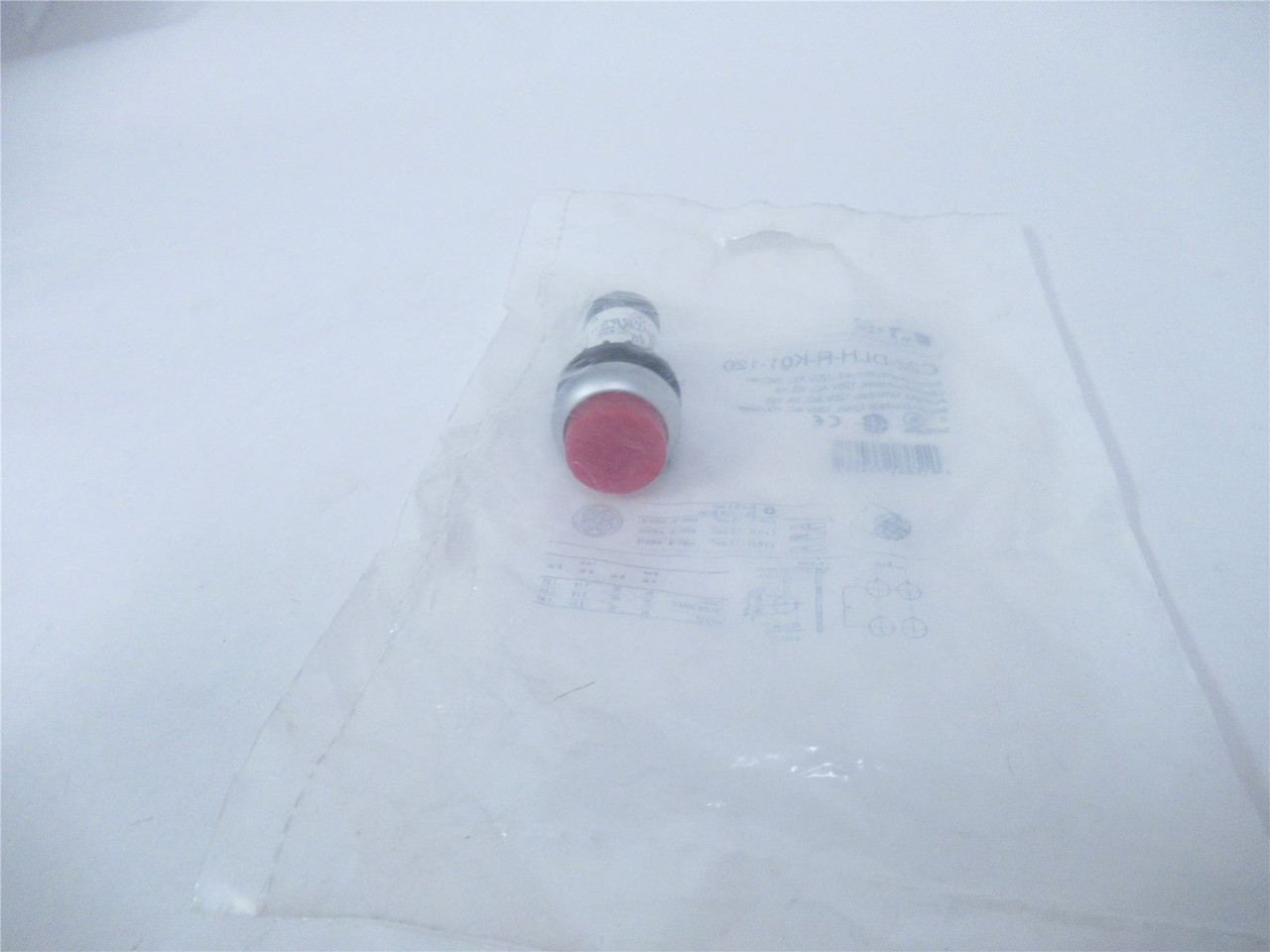 Eaton C22-DLH-R-K01-120; Puttbutton-Illuminated;Extended Red