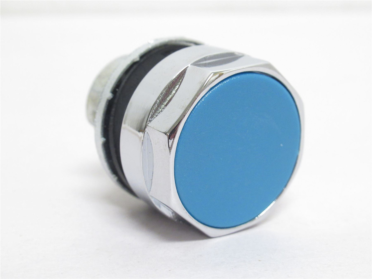 Eaton EM22P6; Push-Button; Flush; Blue; Non-Illuminated