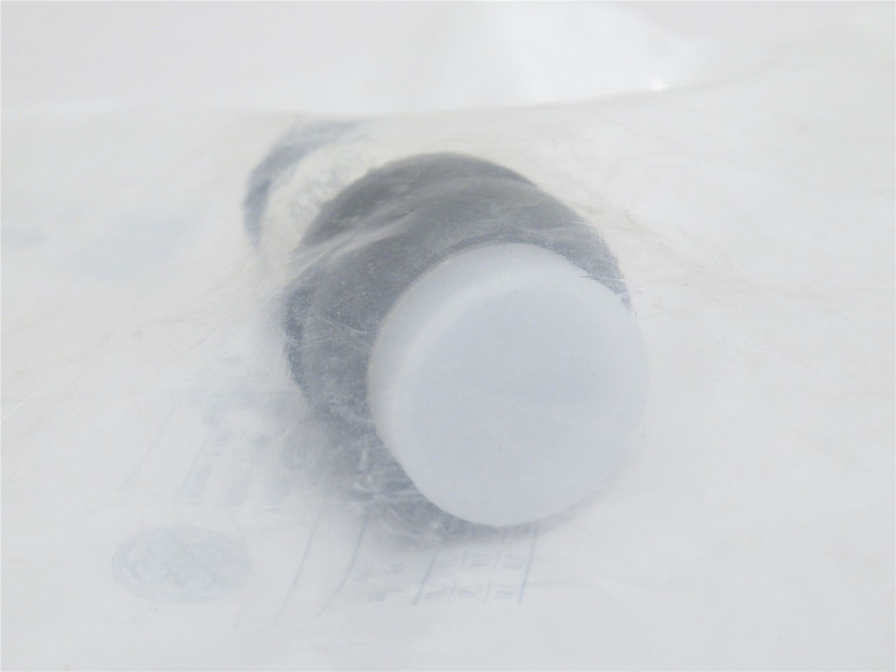 Eaton C22S-DLH-W-K10-230; Illuminated White Push-Button; 230V