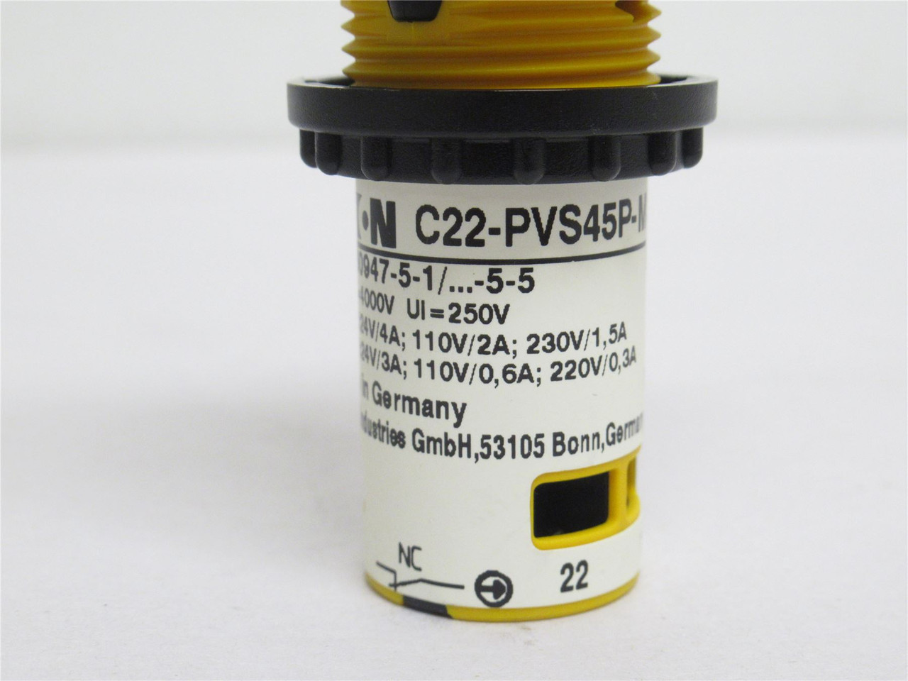 Eaton C22-PVS45P-MS8-K02; Non-Illuminated E-Stop Switch; Red